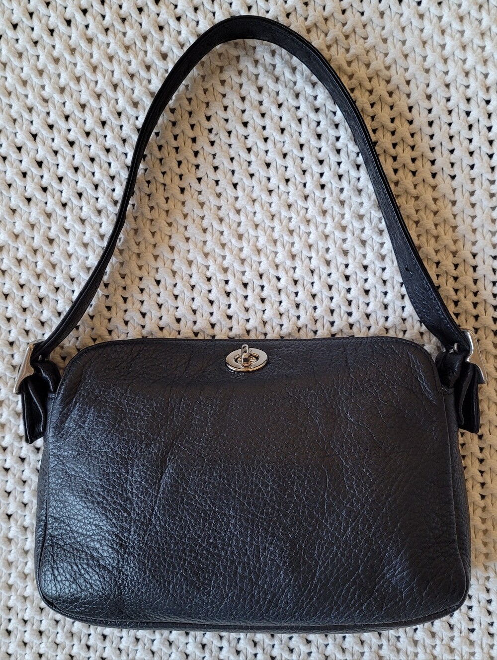 Libaire Vintage Limited Edition 2006 Black Pebbled Leather Shoulder Bag